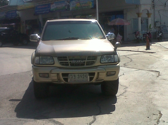 ขายรถยนต์ Isuzu สภาพพร้อมใช้ แต่งครบ ระบบแก๊สLpg