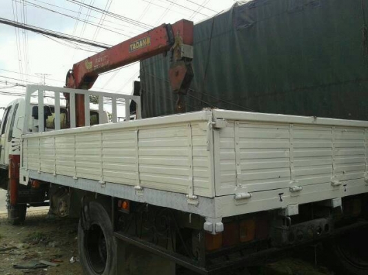 ขาย6ล้อเครน4.5ตัน680000บาท