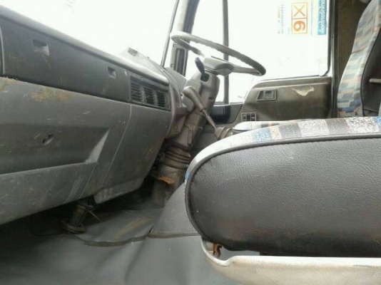 ขาย6ล้อเครน4.5ตัน680000บาท