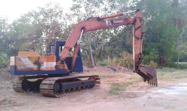 ขายรถแบคโฮ KOBELCO K905 MARK2 สภาพพร้อมใช้ ราคาต่อรองได้