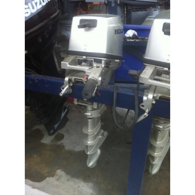 ขายเครื่องยนต์เรือ Honda BF9.9 4Strokes มือสองญี่ปุ่น