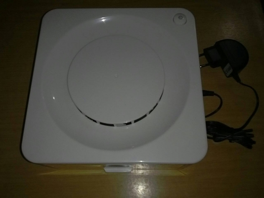 ขายเครื่องดักยุงไฟสีม่วงไหม่ครับมีอะเด็ปเตอร์12v,ขายปลีก650ส่ง550