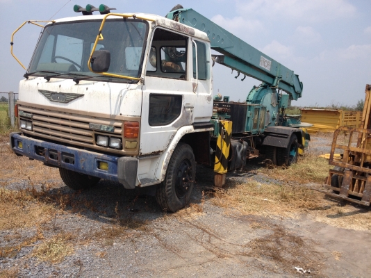 6ล้อยิงปูนเครื่องติดแต่ระบบต้องเช็กขายตามสภาพ ทะเบียนไม่มี