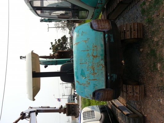 รถนำเข้าคุณภาพดี KOMATSU PC40