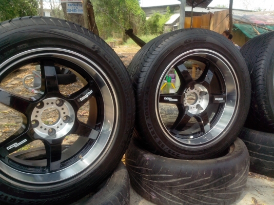 jrd17/5/114.3et25กว้าง8"พร้อมยาง225-55-17สวยๆขายถูก