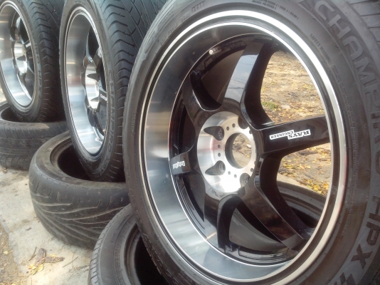 jrd17/5/114.3et25กว้าง8"พร้อมยาง225-55-17สวยๆขายถูก jrd17/5/114.3et25กว้าง8"พร้อมยาง225-55-17สวยๆขายถูก