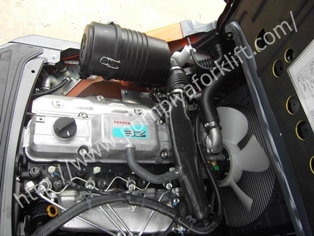 จำหน่ายรถ Forklift TOYOTA 52-8FD25 จำหน่ายรถ Forklift TOYOTA 52-8FD25