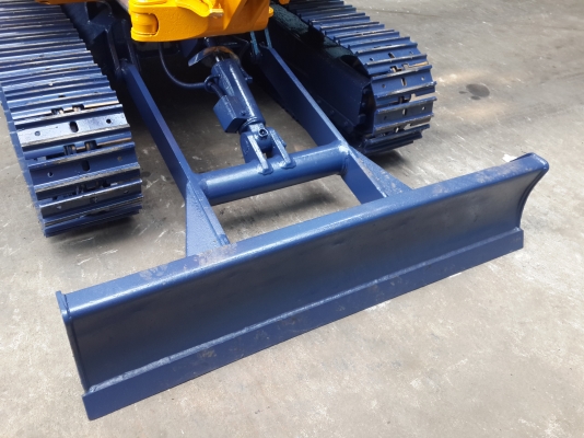 ขาย รถขุด KOMATSU รุ่น PC20-6-แทร็กเหล็ก มือสองญี่ปุ่น ขาย รถขุด KOMATSU รุ่น PC20-6-แทร็กเหล็ก มือสองญี่ปุ่น