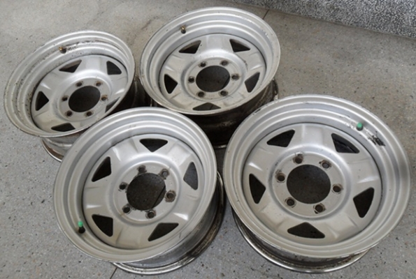 ล้อ 4WD ของ AUSTRALIA  สภาพดี