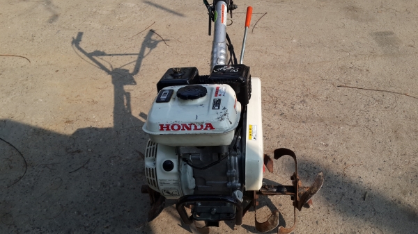 รถพรวนดิน