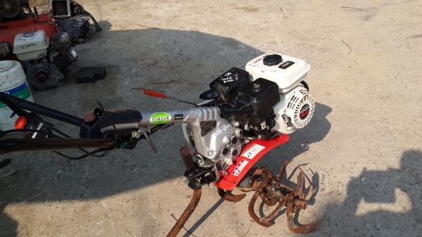 รถพรวนดิน