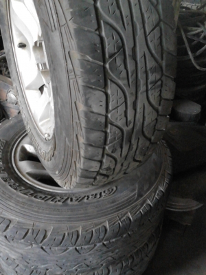 แม๊ก พร้อมยางลุยๆขอบ 15 พร้อมยาง 235/75R15  DUNLOP GRANDTREK AT3 TEL.081-427-3941