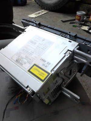 วิทยุ CD ติดรถ ของ TOYOTA แบบในภาพ TEL.081-427-3941