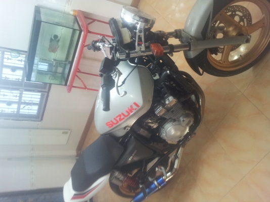 suzuki 250 cc  32000