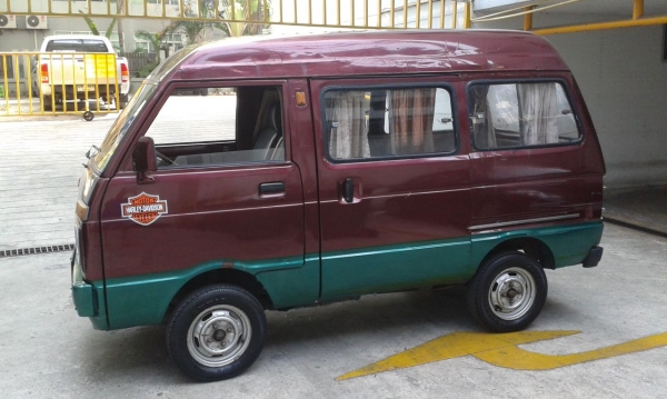 ตู้กะป๊อไดฮัทสุ s70หลังคาสูงสไลด์2ข้างพร้อมใช้ เครื่องเกียร์ช่วงล่างสมบูรณ์ เล่มแท้ภาษี58 ช้าอดครับ