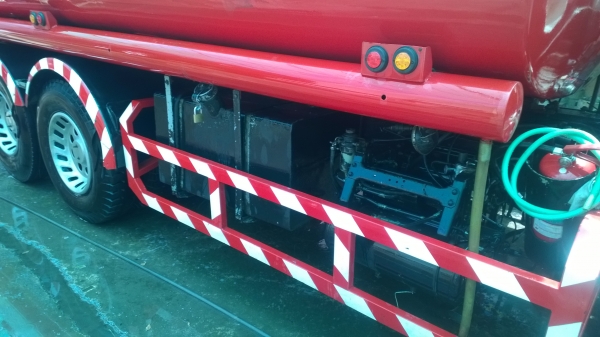 รถน้ำมันISUZU ร็อคกี้175แรง โหลดล่างแล้ว ยางเต็มทั้ง10 รถสวยถังสวย 15000ล. รถน้ำมันISUZU ร็อคกี้175แรง โหลดล่างแล้ว ยางเต็มทั้ง10 รถสวยถังสวย 15000ล.