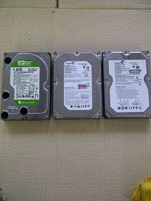ขาย...ฮาร์ทดิส 1 TB 2ตัว 750GB 1ตัว