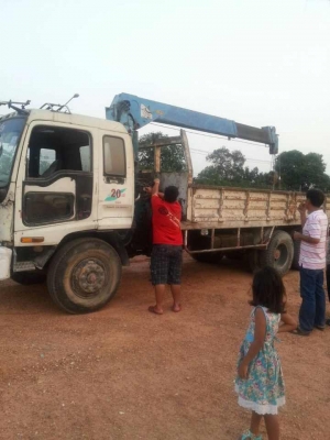 มีเครน5ตัน4ปอก3ชักสภาพสวยพร้อมใช้ราคาเบาๆขายเครนอย่างเดียวรถไม่ได้ขายคับ