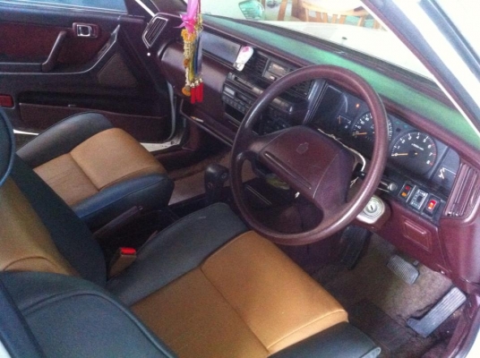 ขาย CROWN คลาสสิคสวยๆเบาะหนังปรับไฟฟ้า ไฟฟ้าทั้งคัน LPG ขาย CROWN คลาสสิคสวยๆเบาะหนังปรับไฟฟ้า ไฟฟ้าทั้งคัน LPG