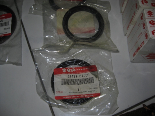 ขายพัดลมหม้อน้ำ suzuki carry