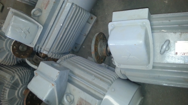 ขายมอเตอร์มิตซูบิชิ 50 แรงม้าสภาาพ90\%ราคาตัวละ20,000บาท