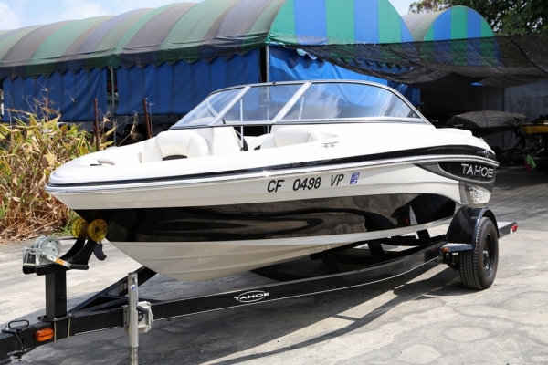 BOATS TAHOE Q4 เครื่องหัวฉีด135แรงม้า4จังหวะ ปี2009 ขายถูกๆ