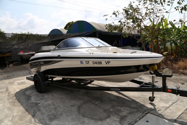 BOATS TAHOE Q4 เครื่องหัวฉีด135แรงม้า4จังหวะ ปี2009 ขายถูกๆ