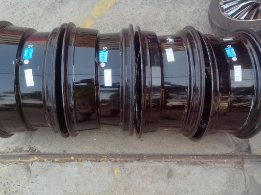 lowenhart 18 5/4รู114.3 F 8 ET45 R 9 ET38เดิมๆไม่มีเบียด   ขาย 9500