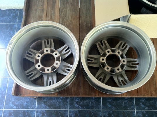 (ส่งพัสดุให้คุณรุ่งธรรม จ.ปทุมธานี เรียบร้อยแล้ว ขอบคุณมากครับ)ขายแม็กเอ็นไกแท้ติดรถ อีซูสุ ดีแม็ก ซูปเปอร์แพล็ททีนั่ม ขอบ 16 1 คู่ ไม่คด ไม่ดุ้ง ไม่มีฝาครอบดุม ราคาต่อรองได้ สามพราน นครปฐม