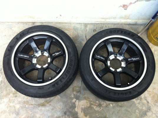 ส่งขนส่งนิ่มซีเส็งให้คุณสุพีรณัฐ จ.ลำปาง แล้วครับ ขอบคุณมากครับ ขายล้อแม็ก LENSO RT7 แท้ ขอบ 18 กว้าง 9 ทั้ง 4 วง ไม่คด ไม่ดุ้ง ลดราคาเหลือ 9,999 บาท ต่อรองได้ สามพราน นครปฐม