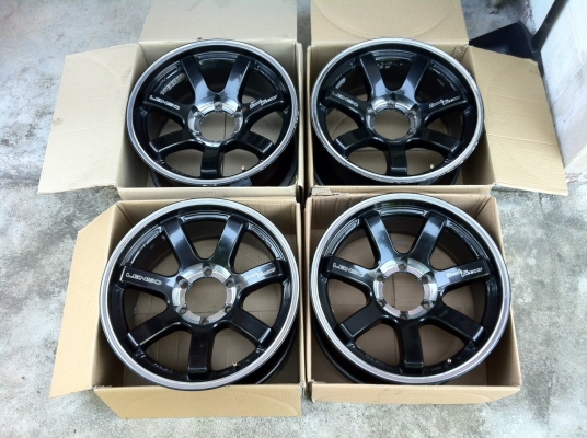 ส่งขนส่งนิ่มซีเส็งให้คุณสุพีรณัฐ จ.ลำปาง แล้วครับ ขอบคุณมากครับ ขายล้อแม็ก LENSO RT7 แท้ ขอบ 18 กว้าง 9 ทั้ง 4 วง ไม่คด ไม่ดุ้ง ลดราคาเหลือ 9,999 บาท ต่อรองได้ สามพราน นครปฐม