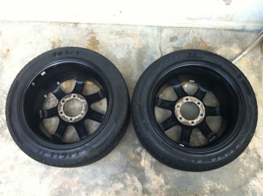 ส่งขนส่งนิ่มซีเส็งให้คุณสุพีรณัฐ จ.ลำปาง แล้วครับ ขอบคุณมากครับ ขายล้อแม็ก LENSO RT7 แท้ ขอบ 18 กว้าง 9 ทั้ง 4 วง ไม่คด ไม่ดุ้ง ลดราคาเหลือ 9,999 บาท ต่อรองได้ สามพราน นครปฐม