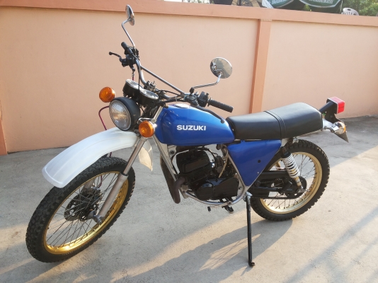 ขายSUSUKI TS125 สวยๆ ทะเบียนโอน