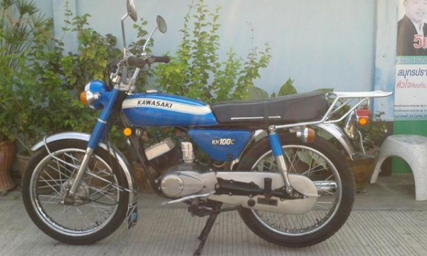 ขาย Kawasaki KH100C เดิมๆสภาพสวยแท้ทั้งคันราคา 25000 บาทครับ