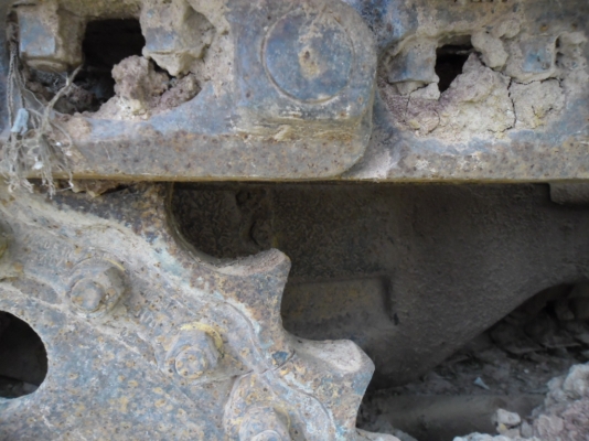 ขายรถแทรคเตอร์ KOMATSU D45A-1 สภาพไช้งานได้เครื่องดีทอ๊กดีโซ่หนา