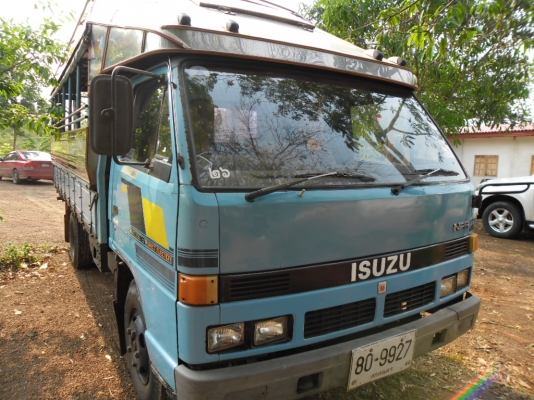 ขายรถบรรทุก 6 ล้อ ISUZU NPR 110 รถห้างแท้ๆสวยๆเดิมๆเครื่องดีคัสซีสวยมากๆทะเบียนเต็ม
