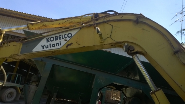 SK60-3 Yutani รถเช็คนอกไม่เคยใช่ในเมืองไทย มีลายเจาะ ติดแอร์แล้ว รถสวย เอกสารอินวอยล์....