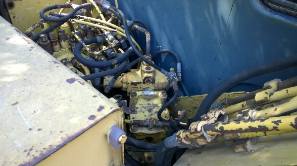 SK60-3 Yutani รถเช็คนอกไม่เคยใช่ในเมืองไทย มีลายเจาะ ติดแอร์แล้ว รถสวย เอกสารอินวอยล์....