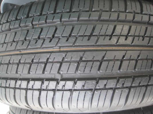 ขายล้อแม็กป้ายแดง honda crv 17"x6.5" et50 5 รู 114.3 พร้อมยางปี13 สนใจติดต่อเล็กคลองสามครับ (081-3747940)