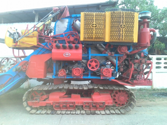 ขาย KM 54 เดิน 12 HT(comosak) เครื่อง มิตซู+turbo (260 แรง) โซ่ D2  48 ข้อ โรลเลอร์ D2 12 ลูก หน้าเกี่ยว 3 เมตร อุ้มเลด 2.5 ตัน ราคาต่อรองได้ครับ ท่อส่งข้าวปรับระดับ ปั้มDAIKIN 23 มอร์เตอร์ใหญ่ยิงตรง สภาพใหมามากครับ