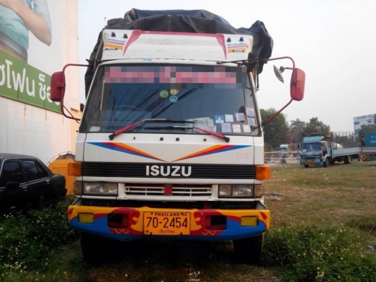 ขายรถหกล้อ