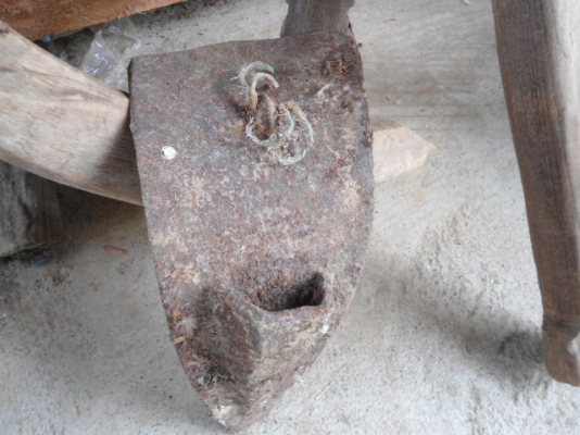 ขายอุปกรณ์ไถนาใช้วัวควายสมัยเก่า สมัยแก่ ขายทั้งหมด