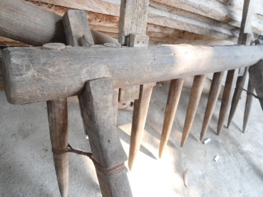 ขายอุปกรณ์ไถนาใช้วัวควายสมัยเก่า สมัยแก่ ขายทั้งหมด