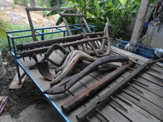 ขายอุปกรณ์ไถนาใช้วัวควายสมัยเก่า สมัยแก่ ขายทั้งหมด