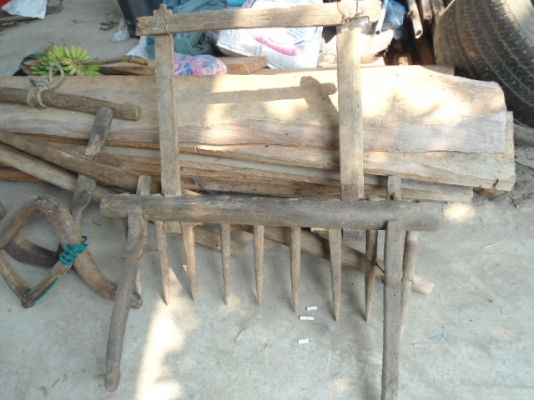 ขายอุปกรณ์ไถนาใช้วัวควายสมัยเก่า สมัยแก่ ขายทั้งหมด