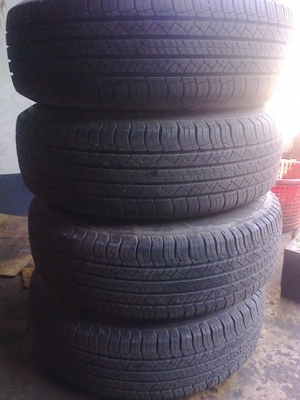 ล้อแม็กซ์ไททัลพลัส16 6ตัวเก่าสภาพดีไม่รอยพร้อมยางมิชลิน245 70R16ดอกเต็มๆ ล้อแม็กซ์ไททัลพลัส16 6ตัวเก่าสภาพดีไม่รอยพร้อมยางมิชลิน245 70R16ดอกเต็มๆ