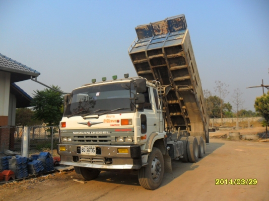 ขาย นิสสัน UD สิบล้อ ดั้มพ์