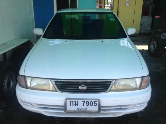 นิสสันซันนี่ ไฟท้ายแยก รถสวย เอกสารครบพร้อมโอนติดแก๊สLPG