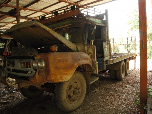 ขายรถสิบล้อหางปลา ขายรถสิบล้อหางปลา