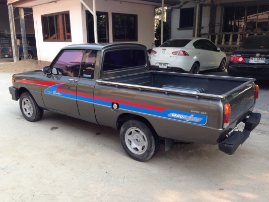 Mazda Familia 1300cc.